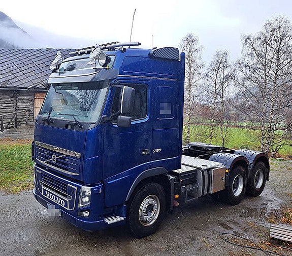 Volvo FH16 750 *6x4 *GCW 80 tons *TIPP HYDRAULIKK