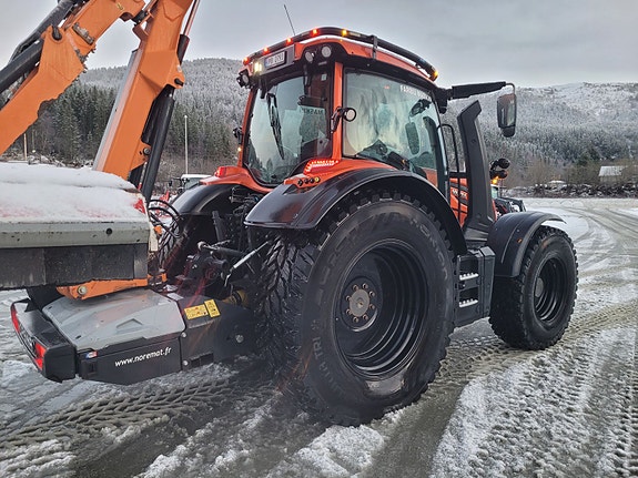 Valtra N175V 2022, kr 1 295 000,-