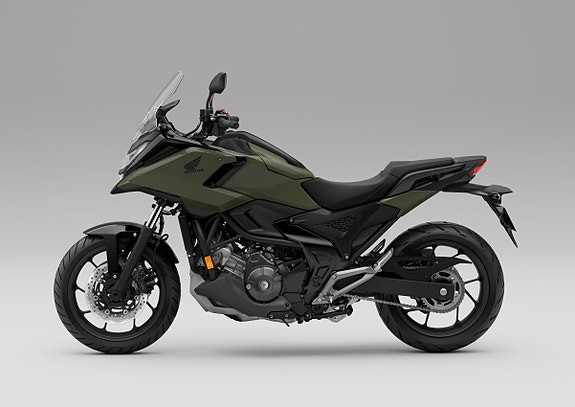 Honda NC750X 2 of 12