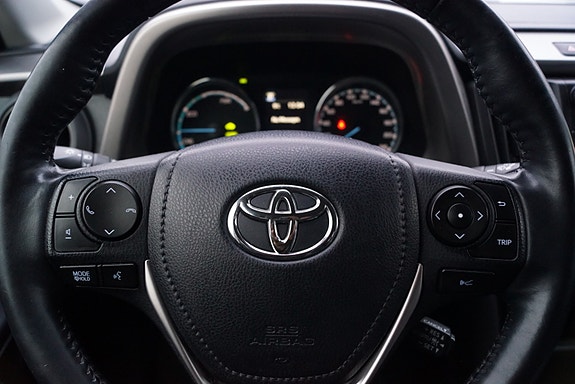 Toyota RAV4 11 of 30