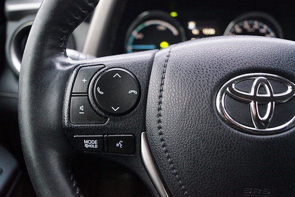 Toyota RAV4 13 of 30