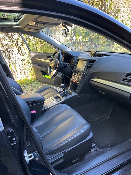 Subaru Legacy 5 of 5