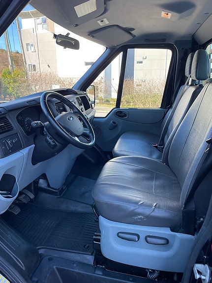 Ford Transit 4 of 5