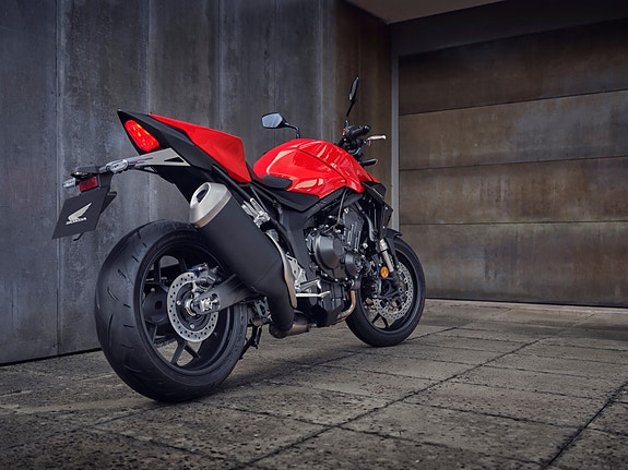 Honda CB1000 Hornet 7 of 12