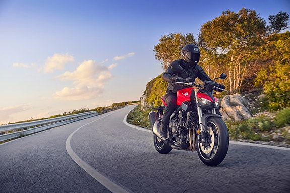 Honda CB1000 Hornet 3 of 5