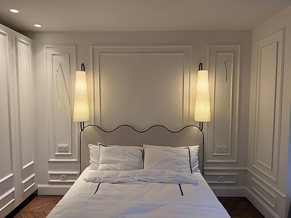 Eksklusivt soverom med innfelt materiell