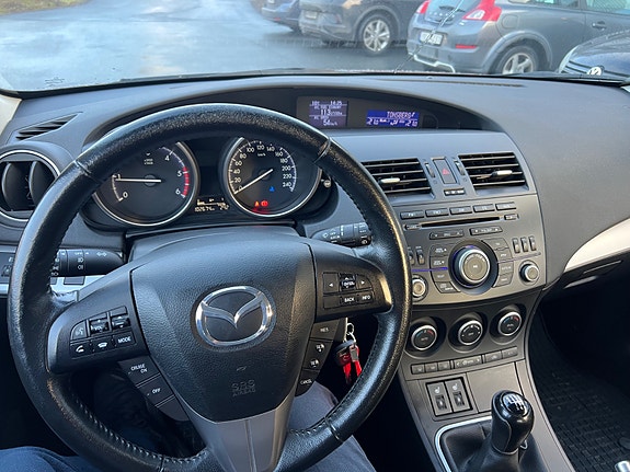 Mazda 3 19 of 21