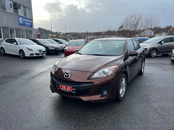Mazda 3 2 of 21
