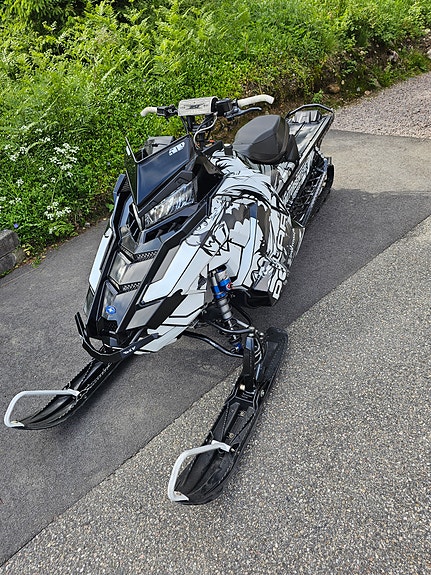 Polaris 850 RMK KHAOS 155" SHORTY/34" WOODPECKER/ICE AGE/SLP 2 of 30