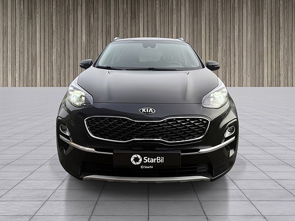 Kia Sportage 2 of 10