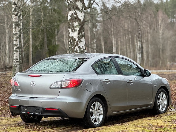 Mazda 3 10 of 21