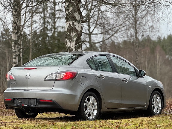Mazda 3 9 of 21