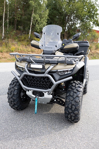 CFMOTO CFORCE 1000 OVERLAND 105 km/t Lasteboks, bukplater, led