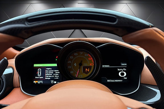 Ferrari FF 18 of 29