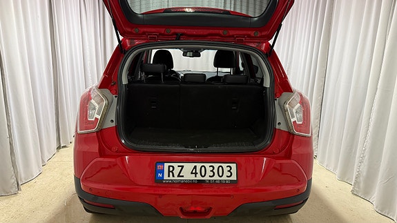SsangYong Tivoli 9 of 22