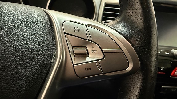 SsangYong Tivoli 16 of 22