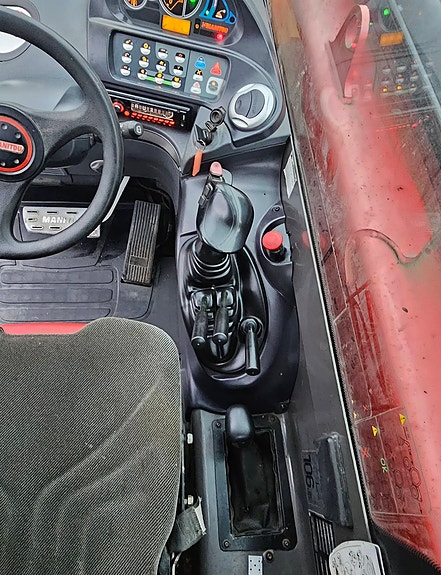 Manitou MT 1840 ST3B, 5918 timer, 2015 mod, 18 meter, Pallegaffel, Skuff, jib, 4 ton løftekapasitet. 30 of 30