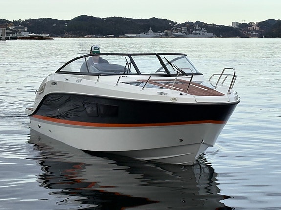 BM-115 Uttern D77-Luksus Day cruiser-300 hk Mercury | Fullt utstyrt "Høstpris" 3 of 30