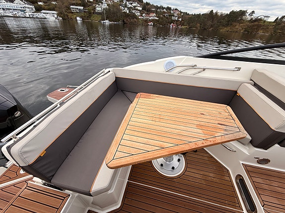 BM-115 Uttern D77-Luksus Day cruiser-300 hk Mercury | Fullt utstyrt "Høstpris" 18 of 30