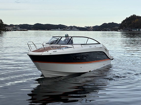 BM-115 Uttern D77-Luksus Day cruiser-300 hk Mercury | Fullt utstyrt "Høstpris" 5 of 30