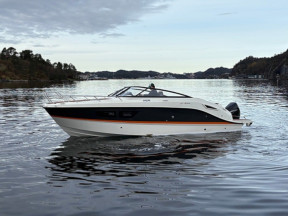 BM-115 Uttern D77-Luksus Day cruiser-300 hk Mercury | Fullt utstyrt "Høstpris" 7 of 30