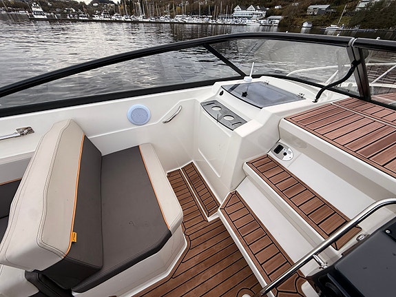 BM-115 Uttern D77-Luksus Day cruiser-300 hk Mercury | Fullt utstyrt "Høstpris" 22 of 30