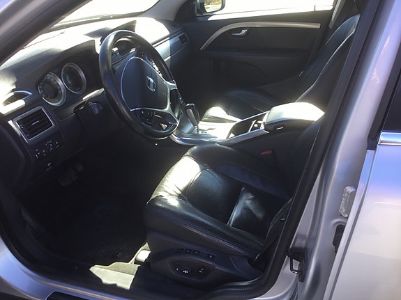 Volvo XC70 14 of 18