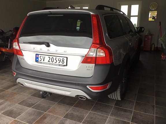 Volvo XC70 18 of 18