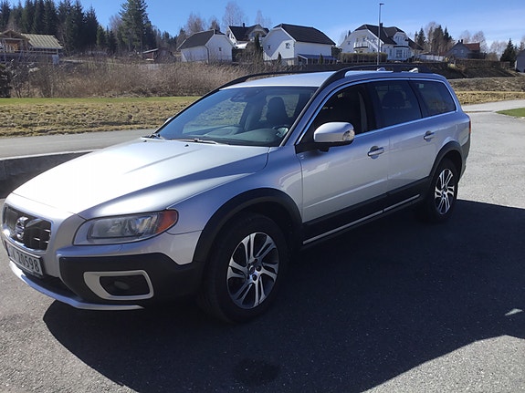 Volvo XC70 10 of 18