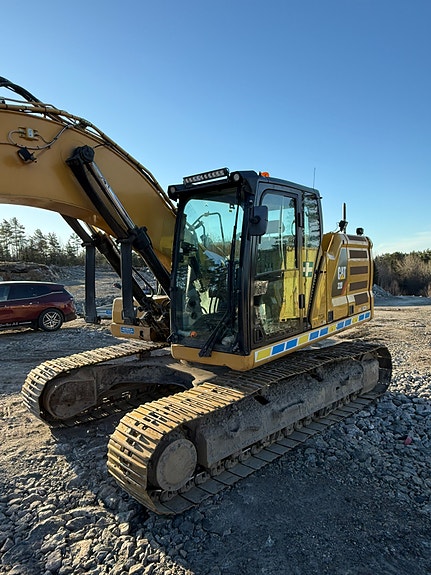 Cat 320 ng 5 of 15