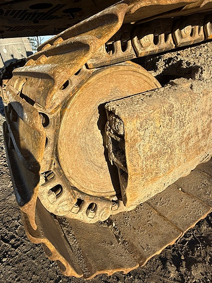 Cat 320 ng 10 of 15