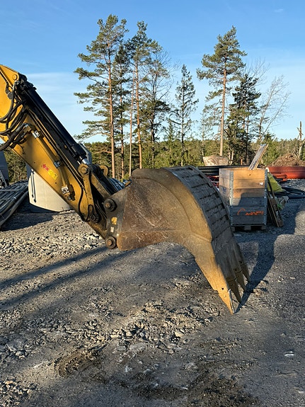 Cat 320 ng 11 of 15