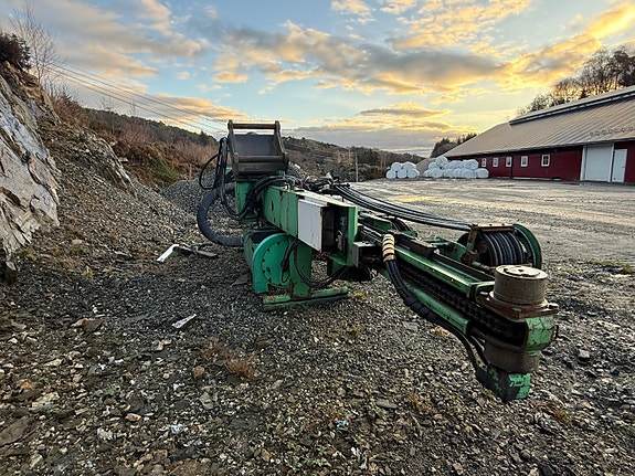Hitachi ZX350LC-5B inkl. Boretårn Montabert CPA X-Tend! 19 of 23