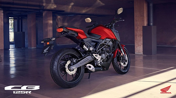 Honda CB125R 8 of 8