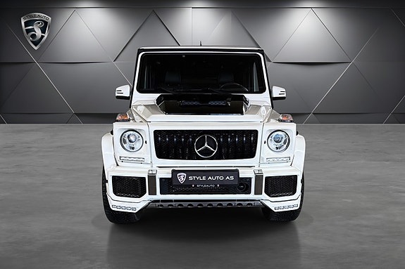 Mercedes-Benz G55 2 of 24