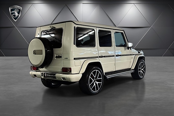 Mercedes-Benz G55 5 of 24