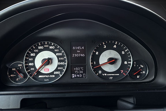 Mercedes-Benz G55 13 of 24