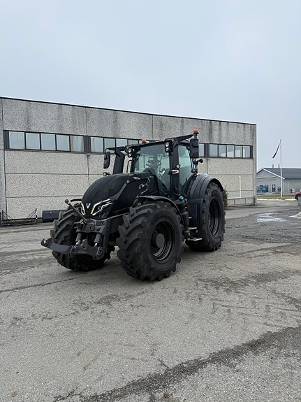 Valtra Q305 2023, kr 2 160 000,-