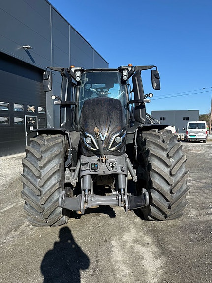 Valtra Q305 2023, kr 2 099 000,-