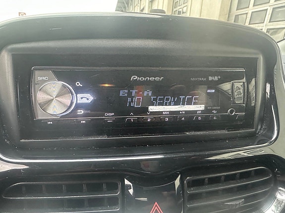 Peugeot iOn 7 of 19