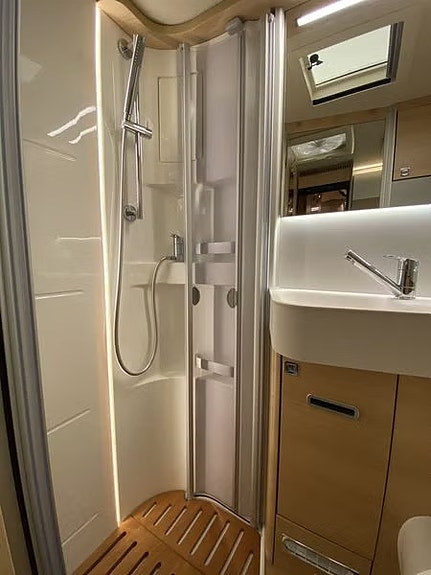 Hymer B580MC-T "Modern Comfort" 24 of 30