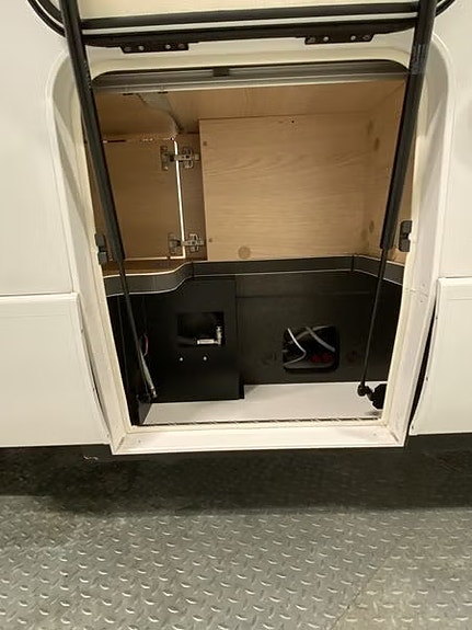 Hymer B580MC-T "Modern Comfort" 10 of 30