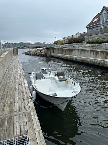 Ny leveringsklar fullrigget Øien 530F med 40 Suzuki 2 of 5