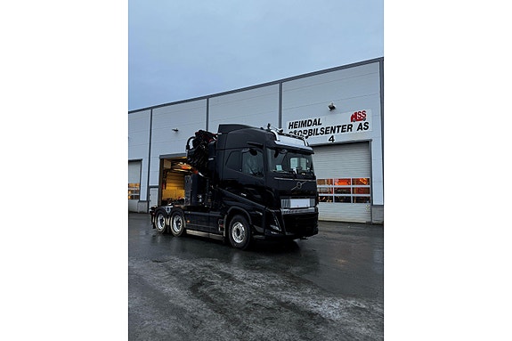 Volvo FH16 700 6x4 Krantrekker