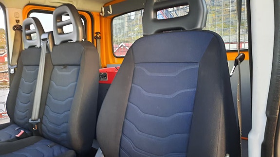 Iveco 70C18 *kran HMF 202 *plan 3.5m *INVERTER 1kW *EU-OK 27 of 28