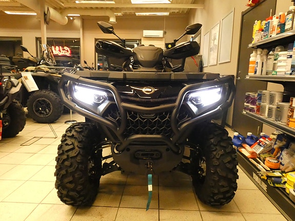 CFMOTO Cforce 850 Touring Black edition 4 of 16