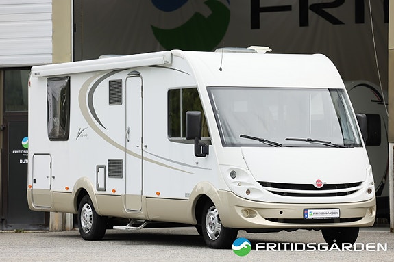 Bürstner Viseo I 729 // Sykkelstativ // Ryggekamera // Queenbed