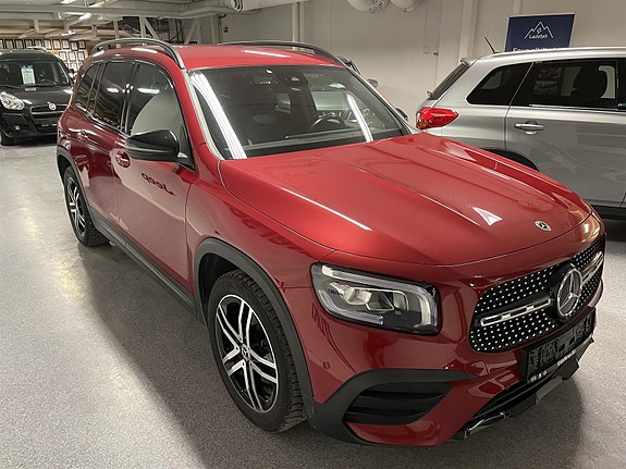 Mercedes-Benz GLB200 d 4 of 5
