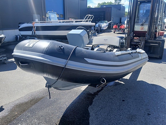 ZAR 10MINI DeLux // Suzuki 9.9/18hk // NY PRIS // RIB med Alu skrog // EL start 2 of 7