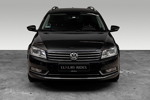 Volkswagen Passat 3 of 5